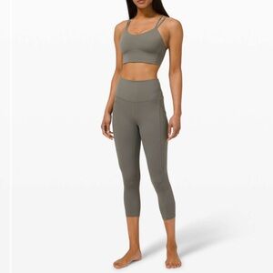 Lululemon Align High Rise Crop with
Pockets 23"